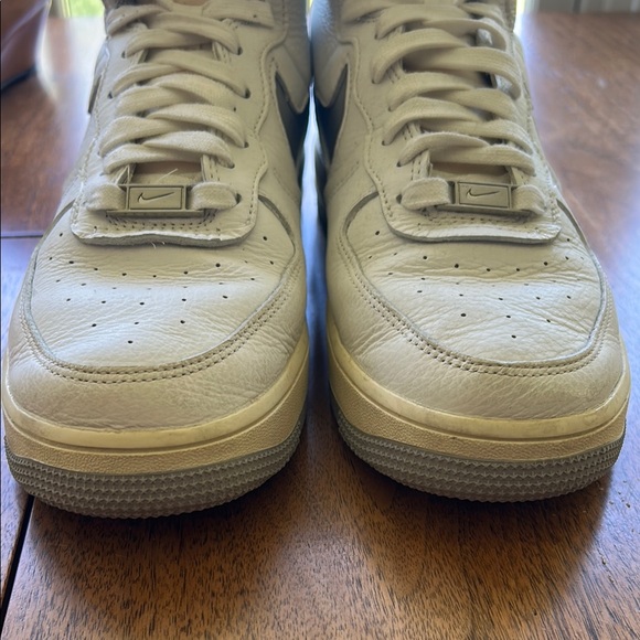 Nike Air Force 1 Sneakers - Picture 4 of 11